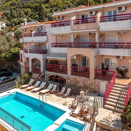 Villa Savovic Petrovac na moru Exterior foto