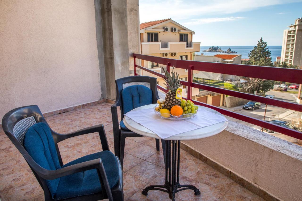 Villa Savovic Petrovac na moru Exterior foto