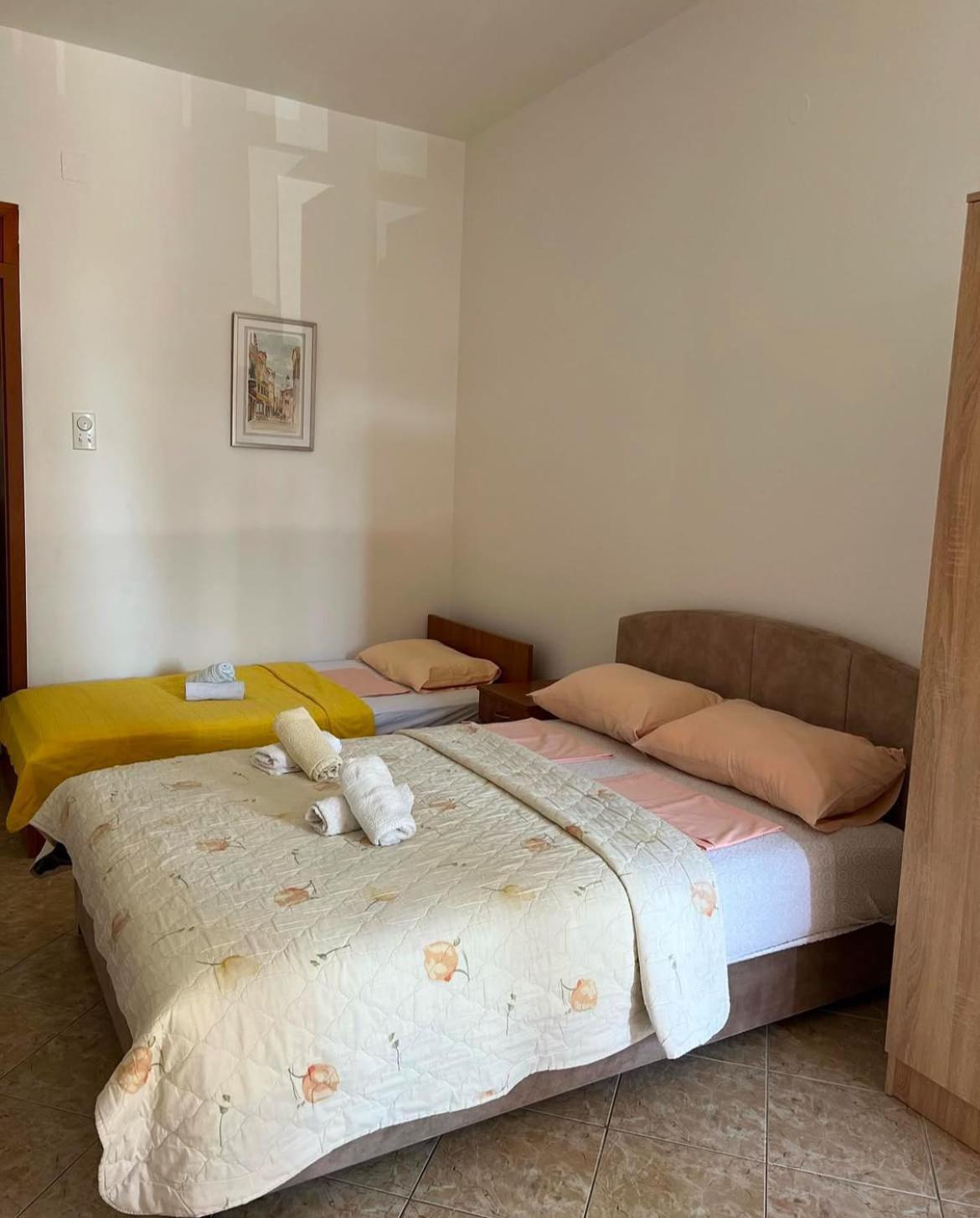 Villa Savovic Petrovac na moru Exterior foto